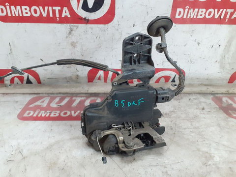 BROASCA (INCUIETOARE) USA DREAPTA FATA VOLKSWAGEN PASSAT B5.5 2002 OEM:3B1837016A.