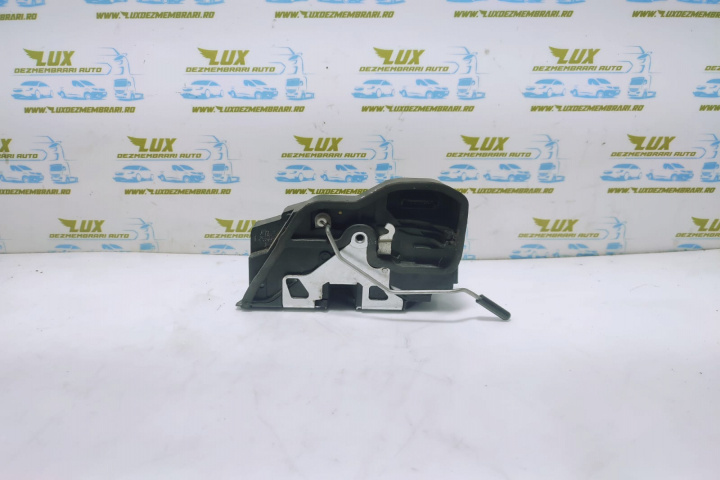 Broasca incuietoare usa stanga spate a053702 BMW S