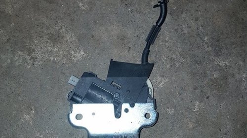 Broasca portbagaj 4f5827505d vw passat c