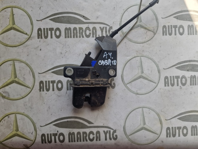Broasca portbagaj Audi A4 B7 cabrio cod 8e5827585