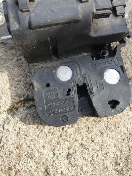 Broasca portbagaj incuietoare haion Opel insignia hatchback 13253732