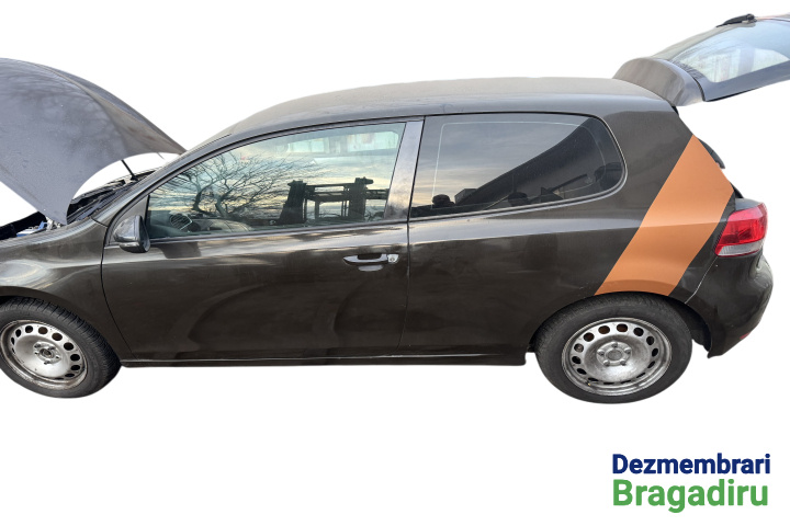 Broasca siguranta capota motor Cod: 1Q08