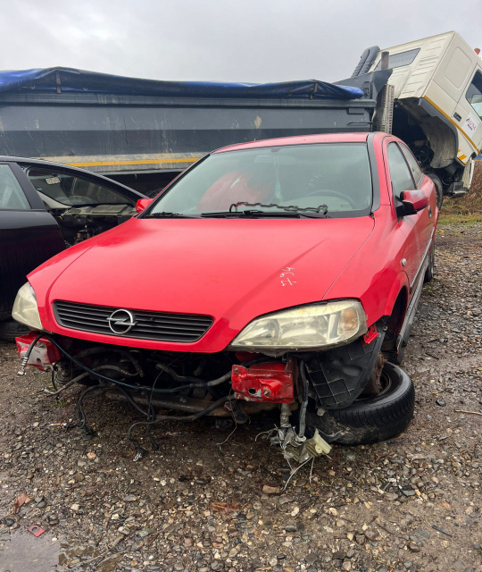 Broasca siguranta capota motor Opel Astra G [1998 