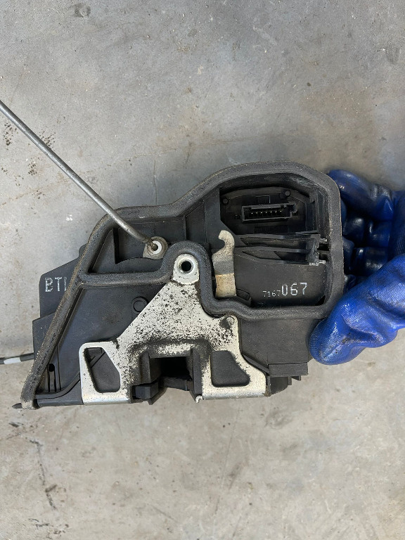 Broasca stanga fata, 7167067, Bmw 1 (E81, E87