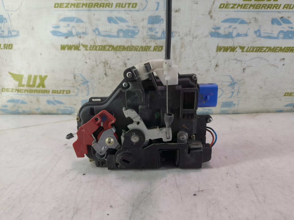 Broasca stanga spate 7L0839015d Volkswagen VW Golf