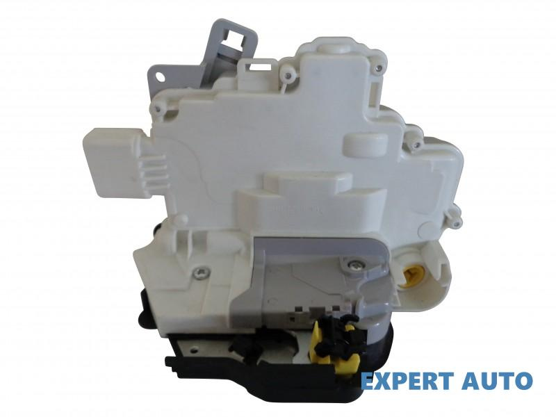 Broasca usa Audi AUDI A4 Avant (8ED, B7) 2004-2008 #3 2313045