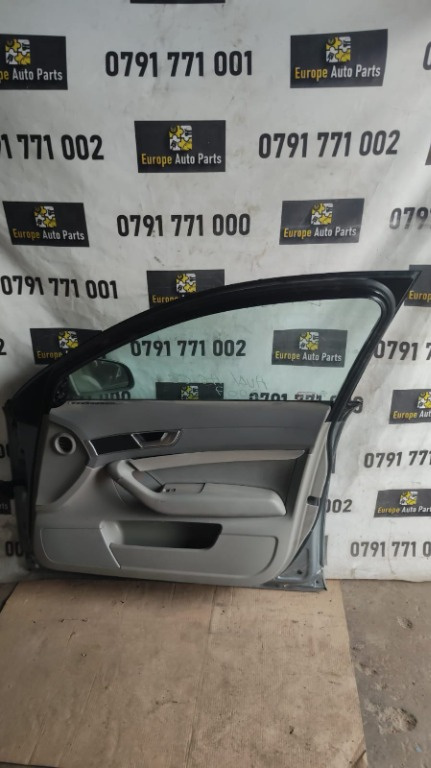 Broasca usa dreapta fata Audi A6 C6 2.0 TDI cod motor CAH combi an 2011
