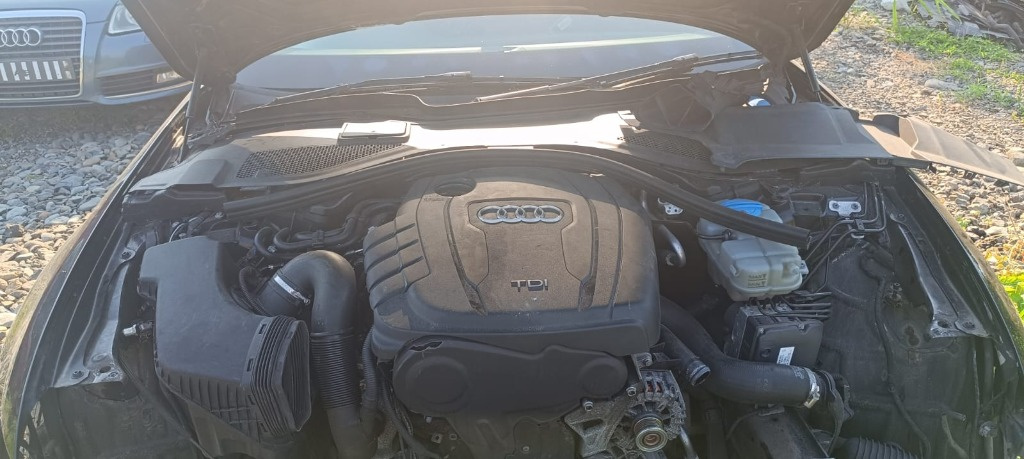 Broasca usa dreapta fata Audi A6 C7 2013