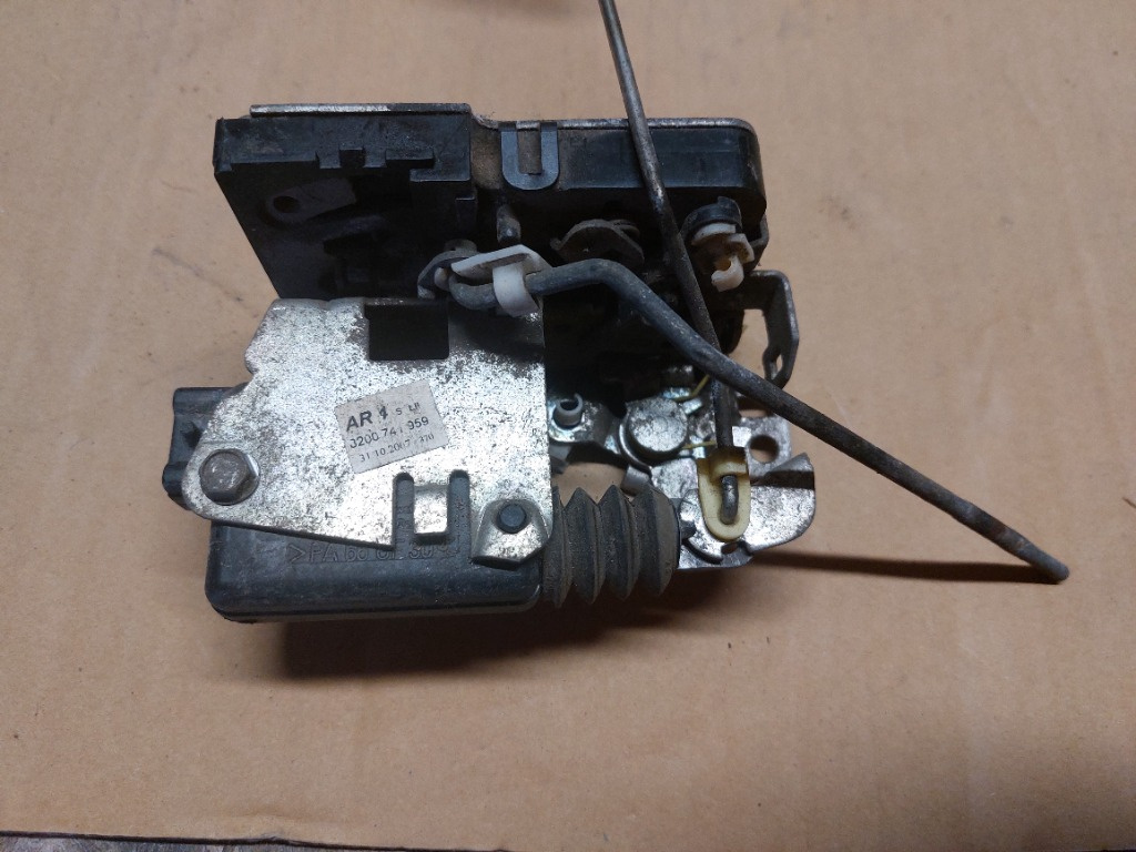 Broasca usa dreapta fata Dacia Logan Sandero MCV 2