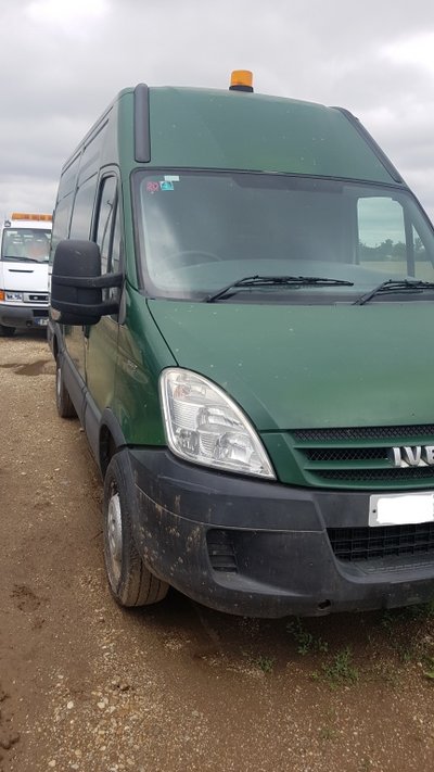 Broasca usa dreapta fata Iveco Daily II 2009 LUNG 