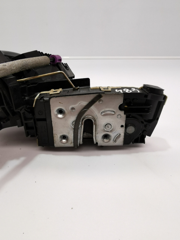 Broasca usa dreapta fata Mercedes-benz A-class W176 an 2016 cod piesa a1667200635