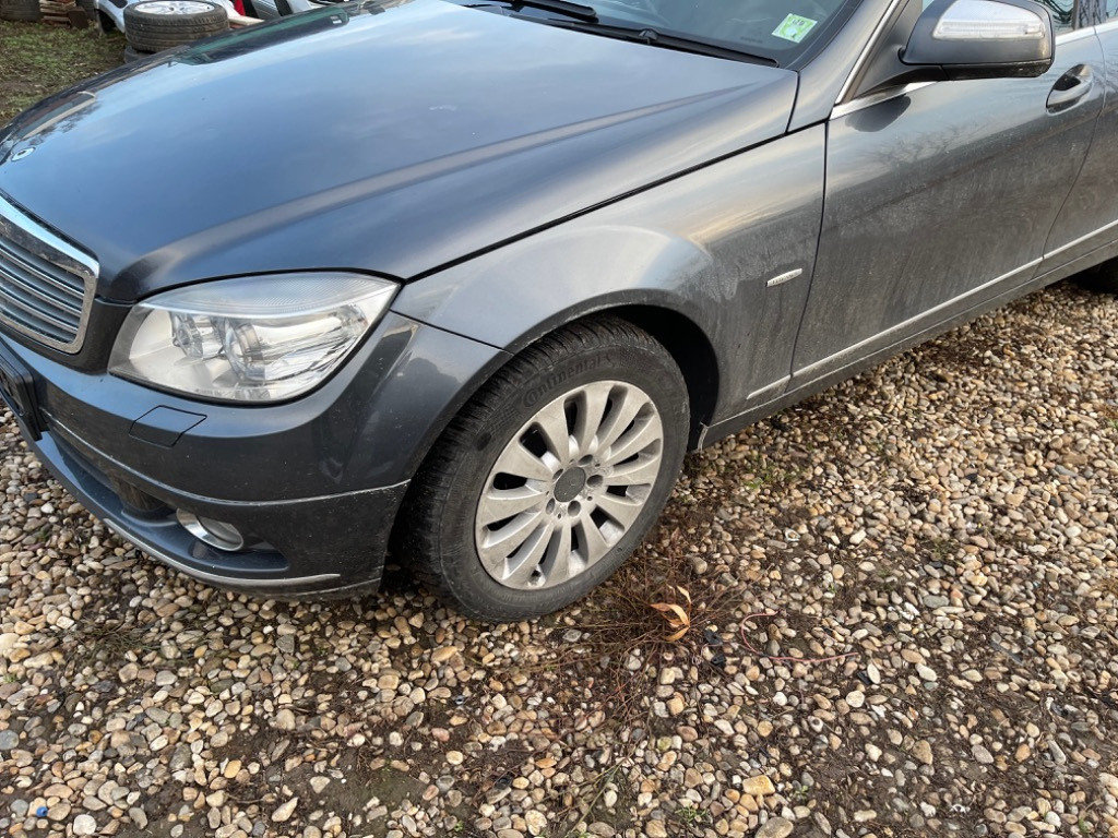 Broasca usa dreapta fata Mercedes C-Clas