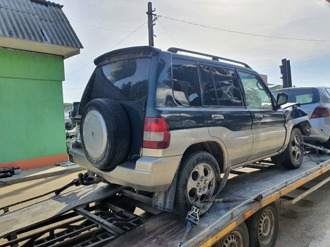 Broasca usa dreapta fata Mitsubishi Pajero Pinin 2002 4x4 1.8 benzina