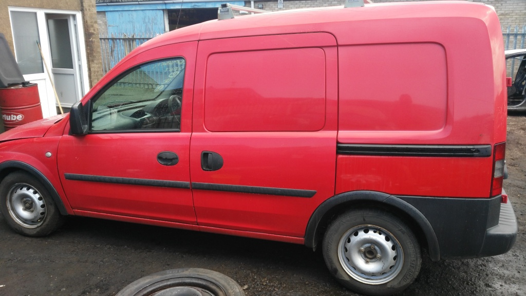 Broasca usa dreapta fata Opel Combo 2007