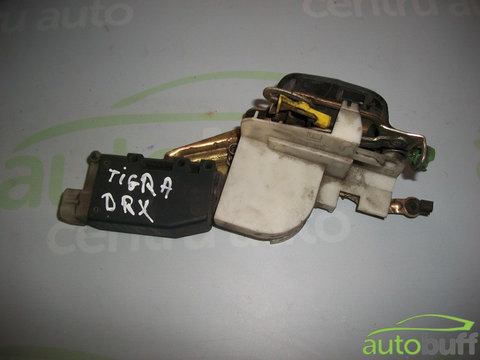 Broasca Usa Dreapta Fata Opel Tigra I (1994  2000) oricare 90552450