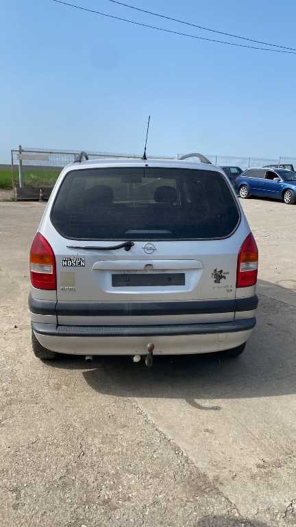 Broasca usa dreapta fata Opel Zafira 200