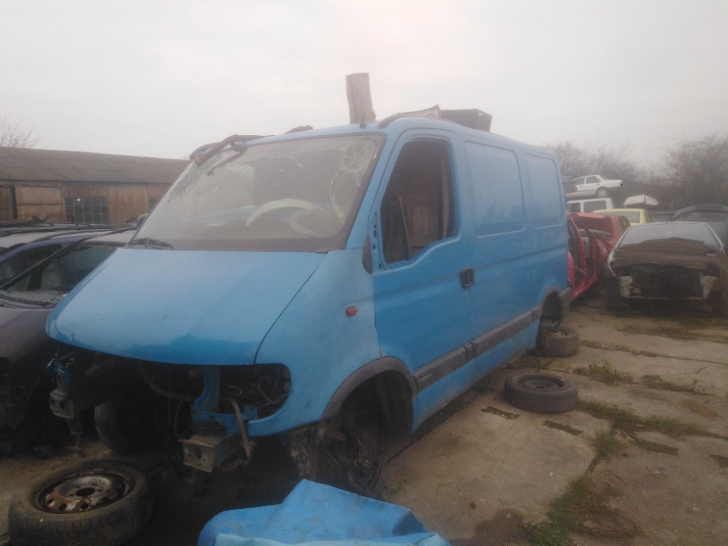 Broasca usa dreapta fata Renault Master 2000 Bus 1