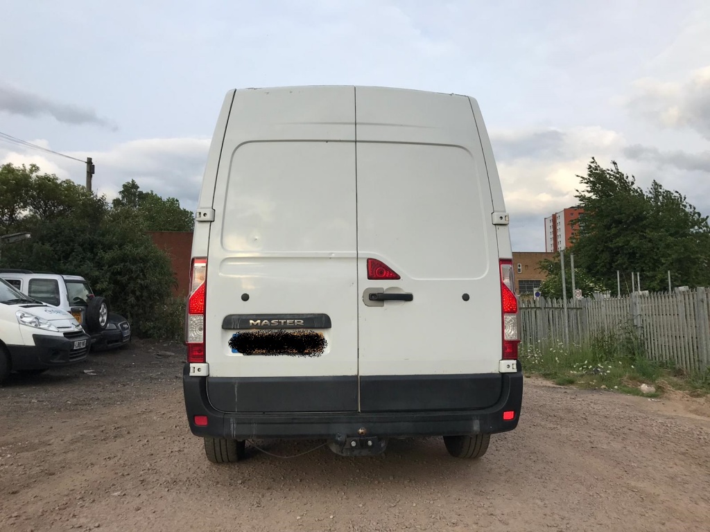 Broasca usa dreapta fata Renault Master 