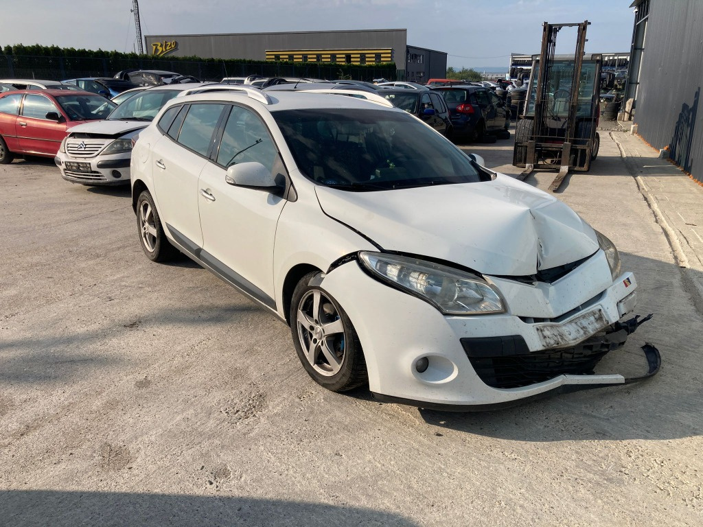 Broasca usa dreapta fata Renault Megane 3 2010 BREAK 1.5 DCI