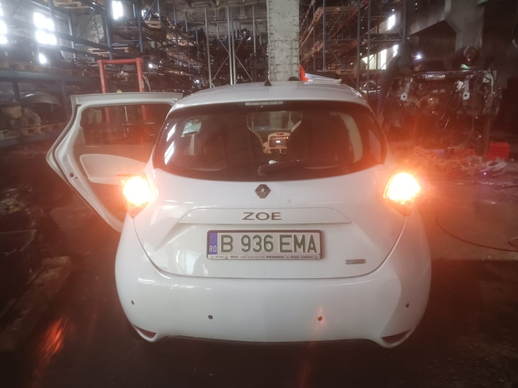 Broasca usa dreapta fata Renault Zoe 2019 hatchback 5AQ601