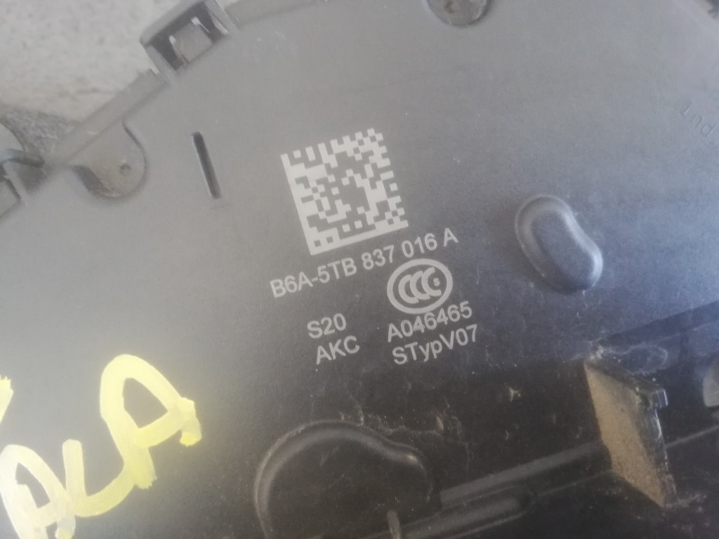 Broasca usa dreapta fata Skoda Scala cod