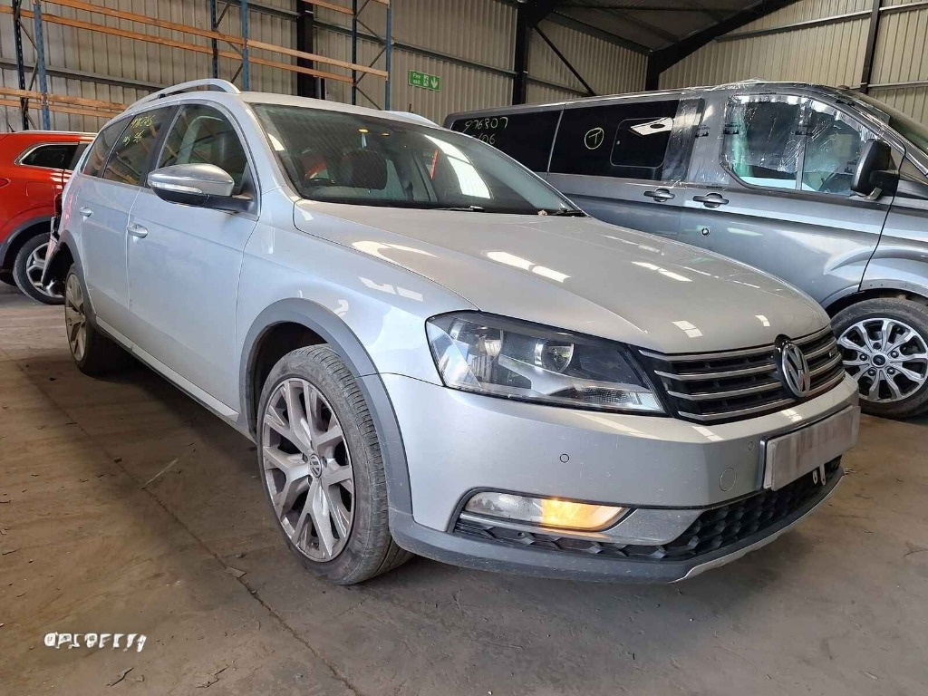 Broasca usa dreapta fata Volkswagen Passat B7 Allt