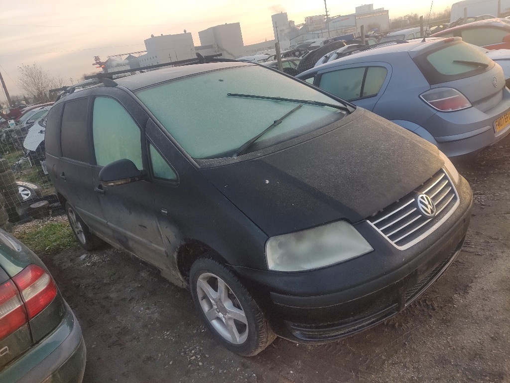 Broasca usa dreapta fata Volkswagen Sharan 2006 Br