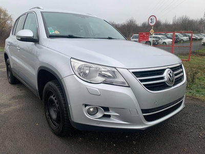 Broasca usa dreapta fata Volkswagen Tiguan 5N 2009