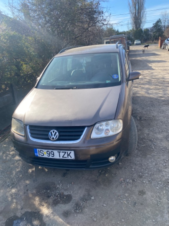 Broasca usa dreapta fata Volkswagen Touran 2005 Mo