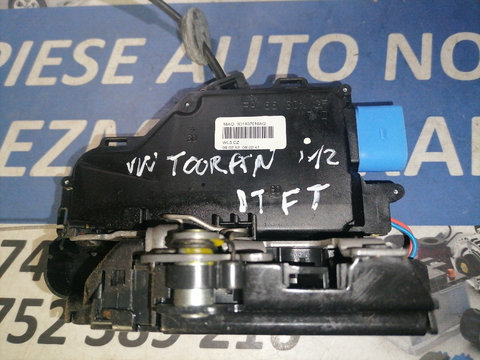 Broasca usa dreapta fata Volkswagen Touran 2013 HATCHBACK 1.6 TDI 3D1837016AQ