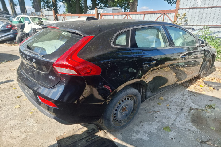 Broasca usa dreapta fata Volvo V40 2017 
