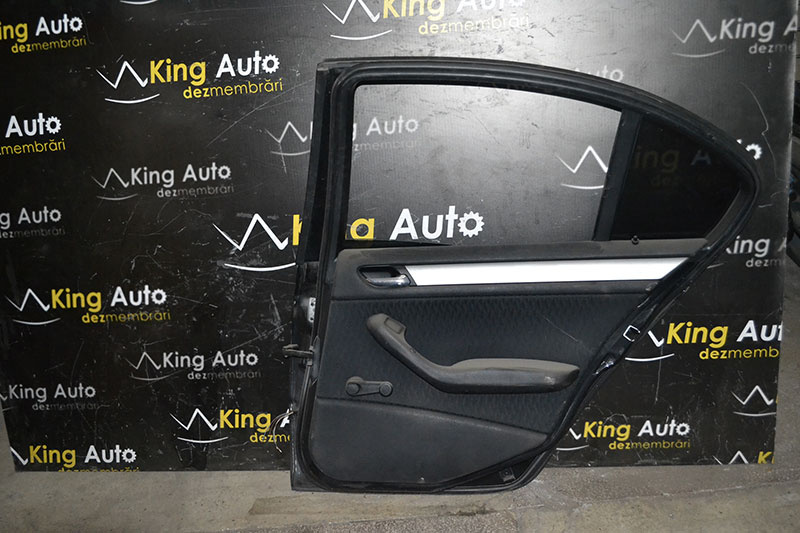 BROASCA USA DREAPTA SPATE BMW SERIA 3 E46