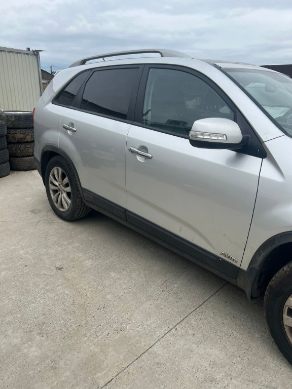 Broasca usa dreapta spate Kia Sorento 20