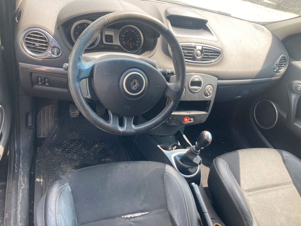 Broasca usa dreapta spate Renault Clio 3