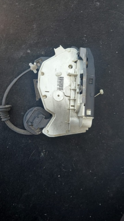 Broasca usa dreapta spate Volkswagen Golf 6 5K4839016H