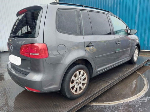 Broasca usa dreapta spate Volkswagen Touran 2010 VAN 1.6 TDI