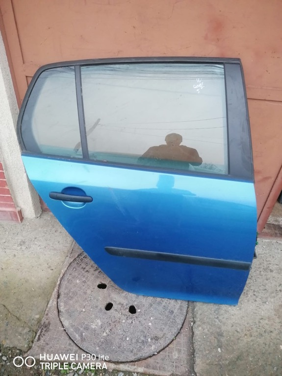 Broasca usa dreapta spate VW Golf 5 hatchback