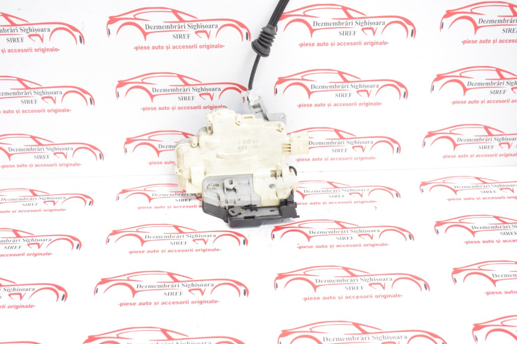 Broasca usa dreapta spate VW Passat B6 442