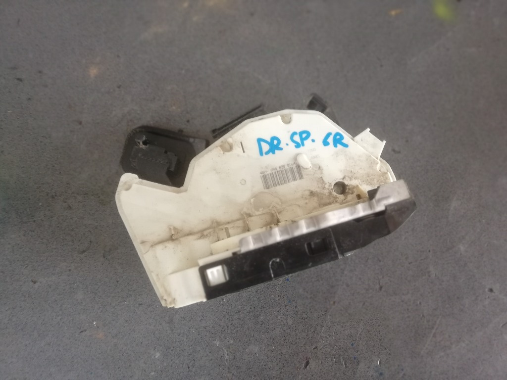 Broasca usa dreapta spate VW Polo 6r an 2009 2010 