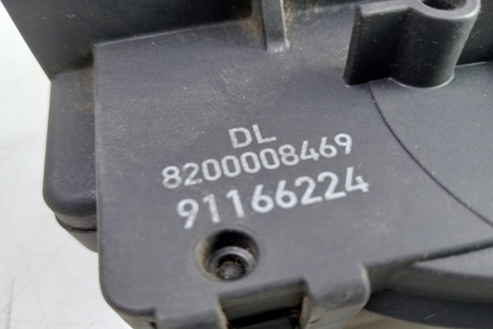 Broasca usa spate 8200008469 Opel Vivaro