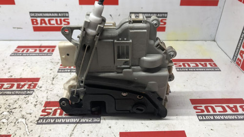 Broasca Usa Spate Audi A4 B8 Cod : 8K083