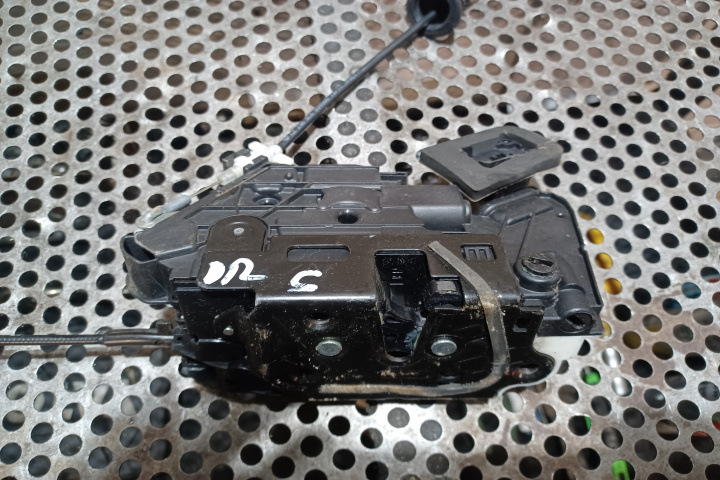 Broasca usa spate dreapta 5K4839016F Volkswagen VW Jetta 6 [2010 - 2014]