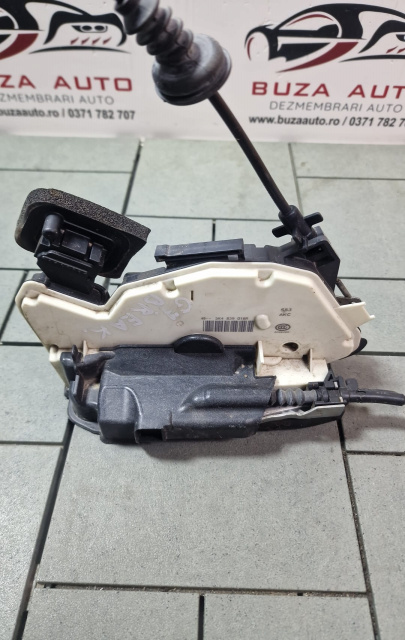 Broasca usa spate dreapta Cod: 5K0839016