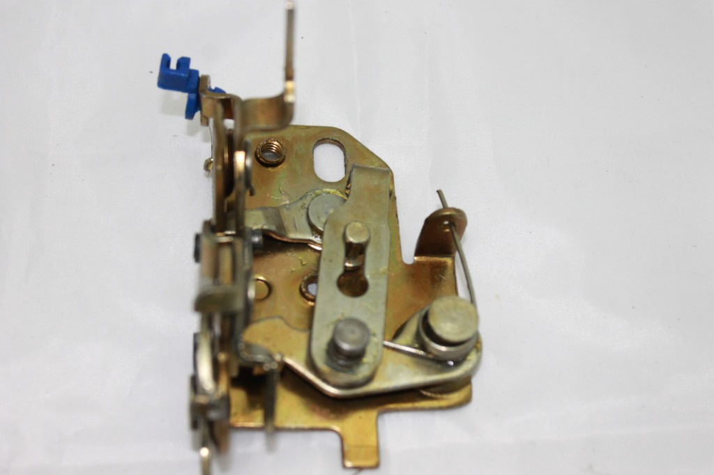 Broasca usa spate dreapta Solenza 6001546185