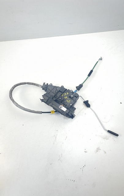 Broasca usa spate stanga A0997304100 Mercedes-Benz