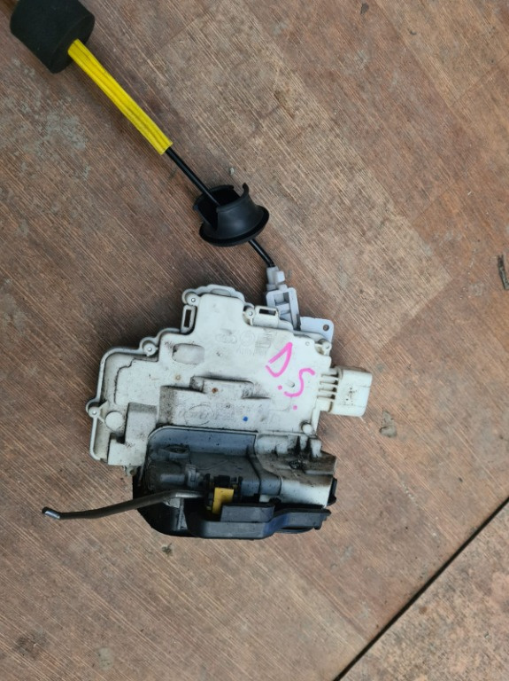 Broasca Usa Spate Stanga Dreapta Audi A6 4F