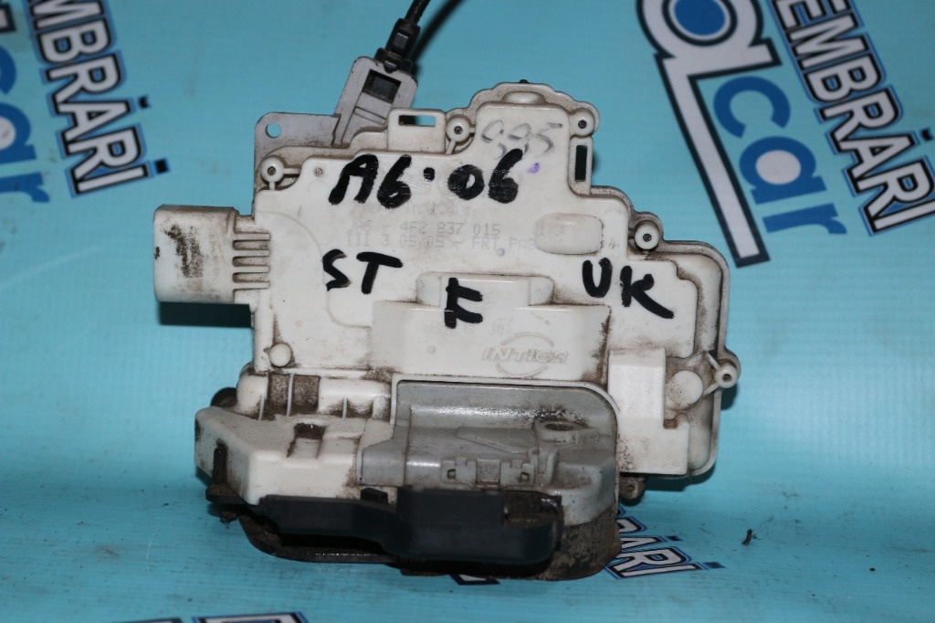 Broasca usa stanga fata a6 2006 UK 4f2839015