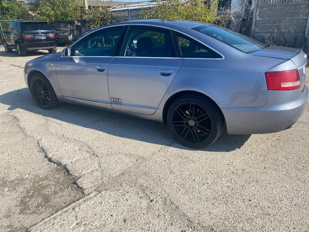 Broasca usa stanga fata Audi A6 C6 2006 Hatchback 3.0