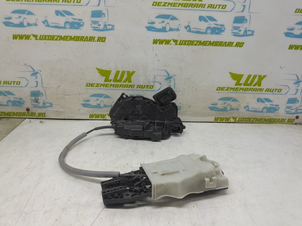 Broasca usa stanga fata b5a5tb837015a Audi Q3 2 (F3) [2018 - 2019]