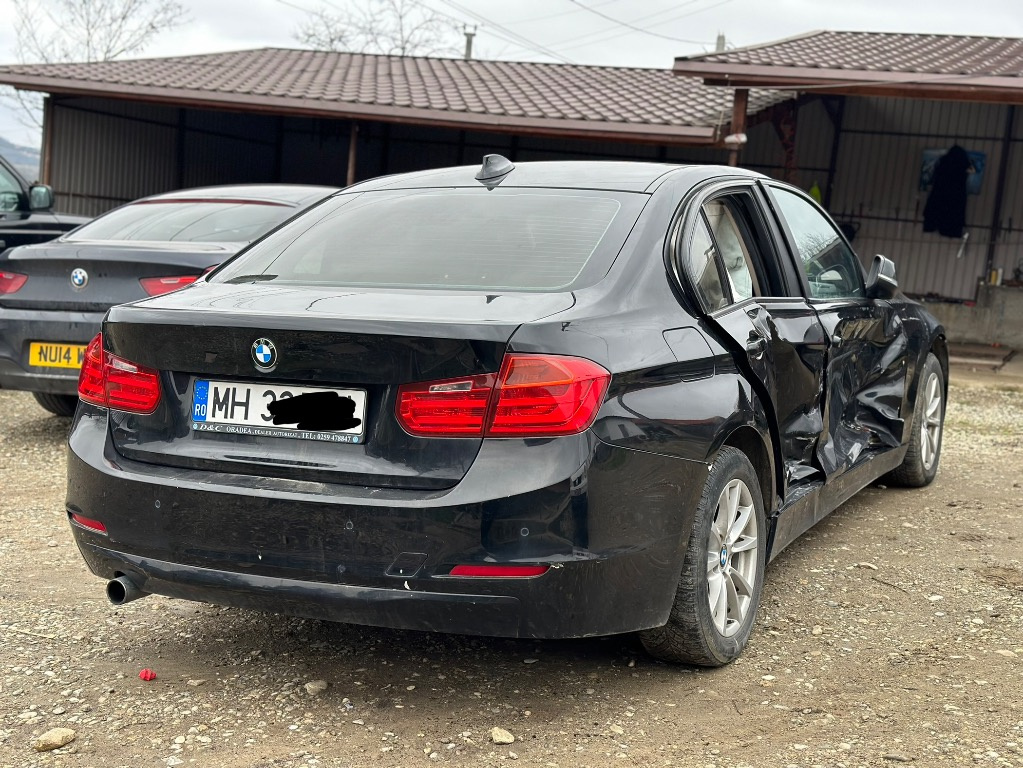 Broasca usa stanga fata BMW F30 2015 Ber